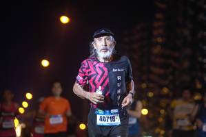 BIB: 40718
                            <button type="button" onclick="openModal(18280074)" class="btn btn-primary btn-sm float-right btn-popup" data-toggle="modal" data-target=".modal-high-quality">
                        <i class="fas fa-shopping-cart"></i> Add to Cart
                    </button>
                                            <button type="button" onclick="isThisMe(18280074, true)" class="btn btn-success btn-sm float-right btn-popup btn-isme hidden" data-toggle="tooltip" data-placement="bottom" title="นี่คือรูปของคุณใช่ไหม คลิกที่นี่เพื่อเอาเข้าอัลบั้ม">
                        <i class="fas fa-plus"></i> Add to album
                    </button>
                    <button type="button" onclick="isThisMe(18280074, false)" class="btn btn-warning btn-sm float-right btn-popup btn-isnotme hidden">
                        <i class="fas fa-ban"></i> Remove from album
                    </button>